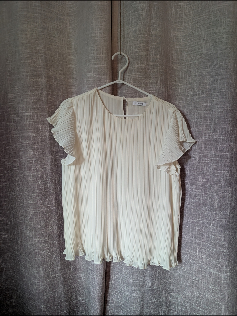Ricki's Cream Pleated Flutter Sleeve Top